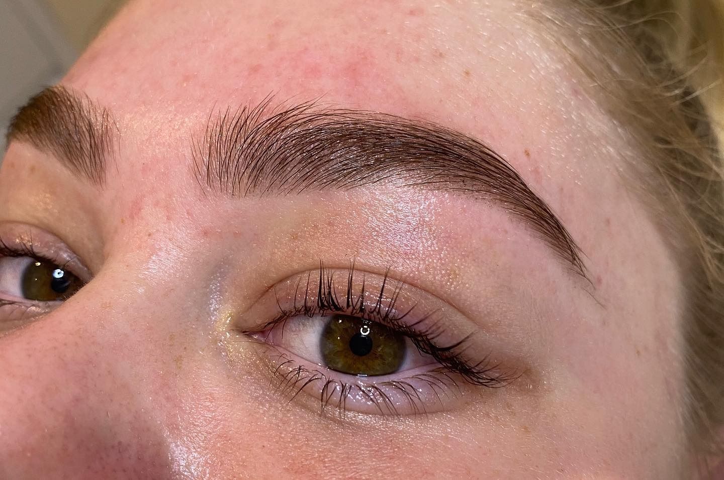 A Close Up of a Woman's Eye and Eyebrows — Erikka's All Occasion Beauty In Rockhampton City, QLD