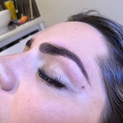 A Close Up of a Woman's Face With Her Eyes Closed — Erikka's All Occasion Beauty In Rockhampton City, QLD