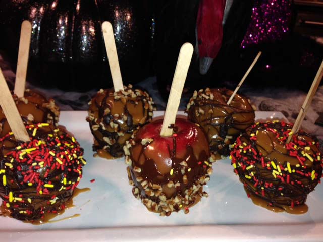 Chocolate Laced Caramel Apples