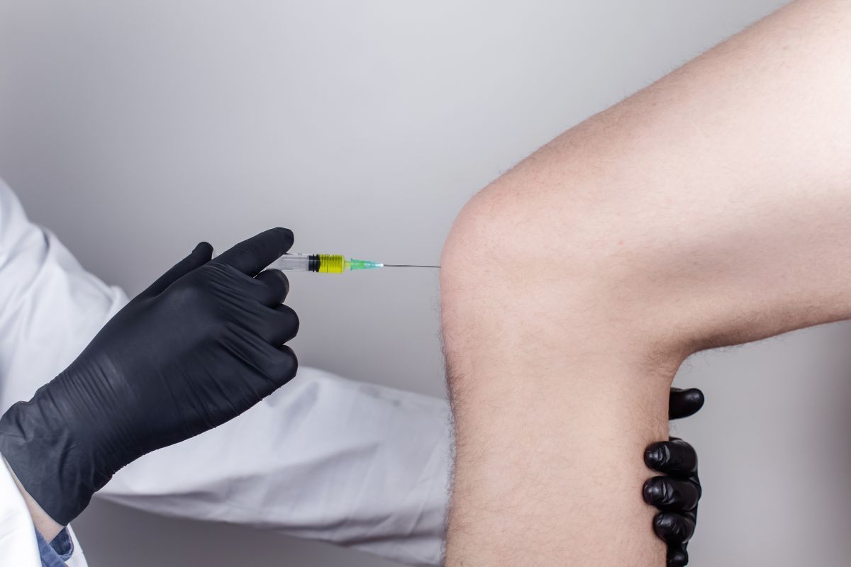 Corticoide no joelho: quando fazer e quais os benefícios?