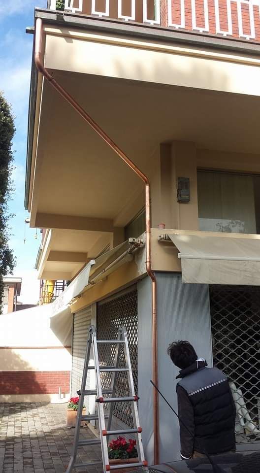 RR LATTONERIA - SERVIZI 14