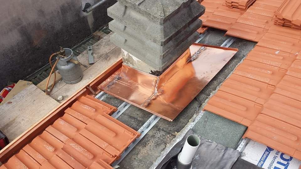 RR LATTONERIA - SERVIZI 12