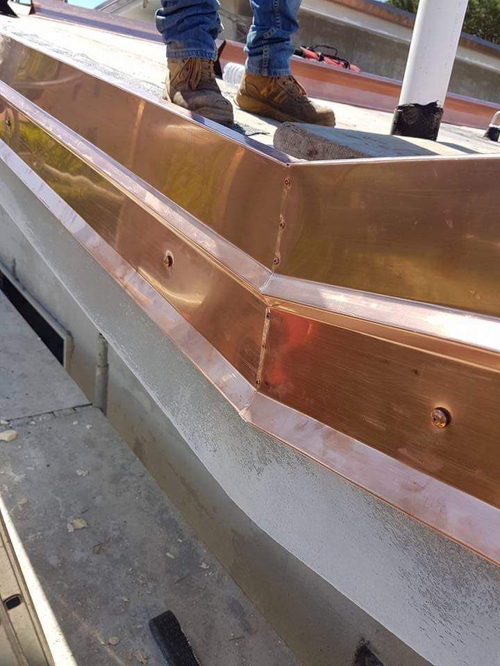 RR LATTONERIA - SERVIZI 04