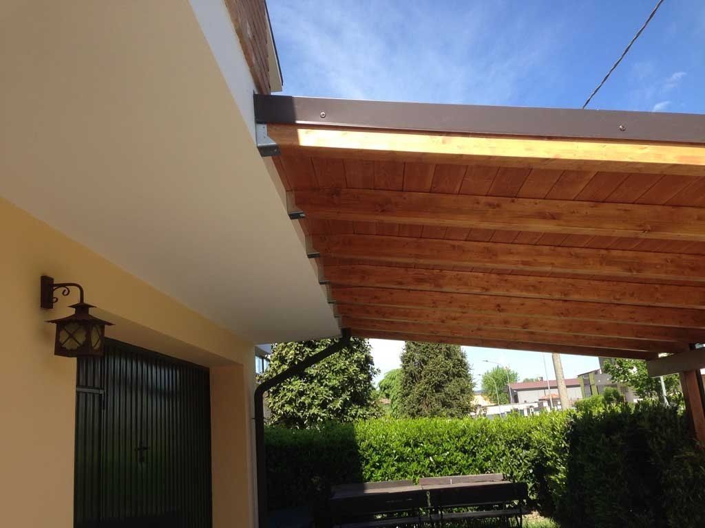 Costruzione veranda in legno