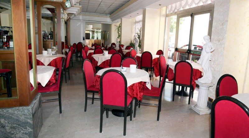 sala per la colazione dell'albergo