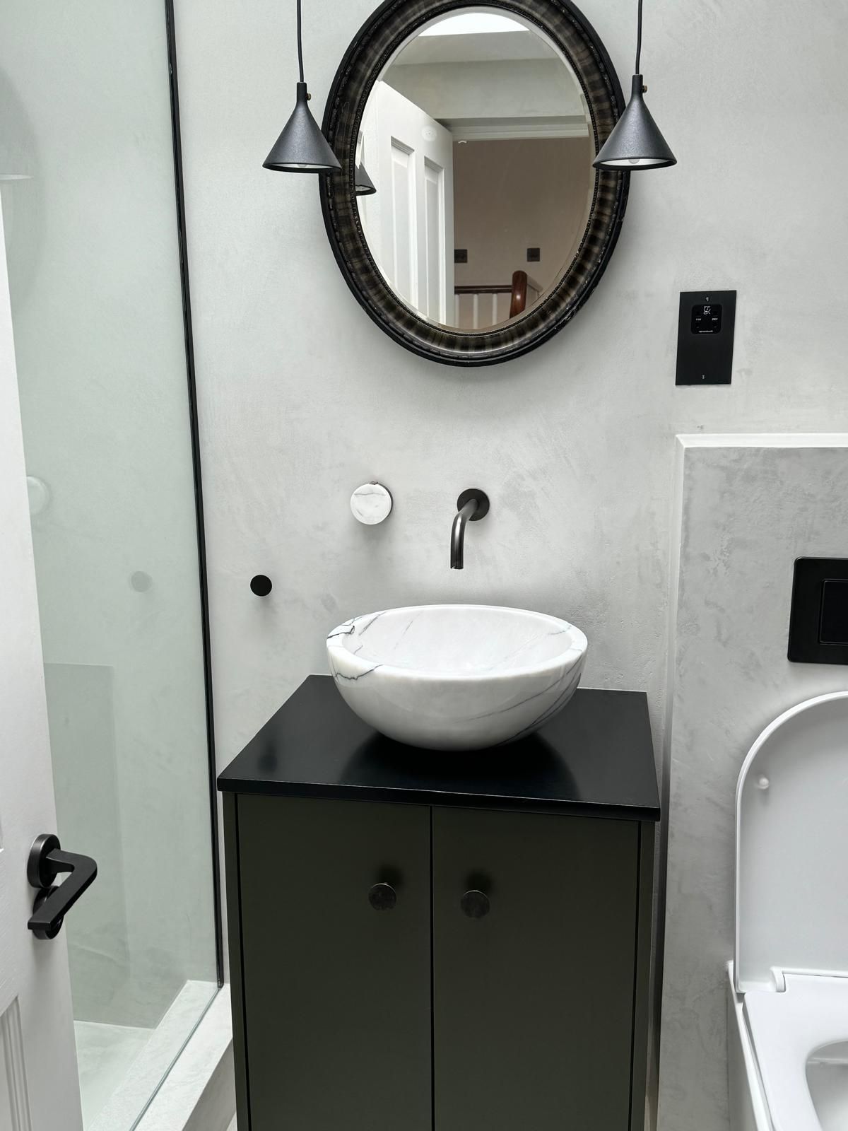 Wash basin in a bathroom