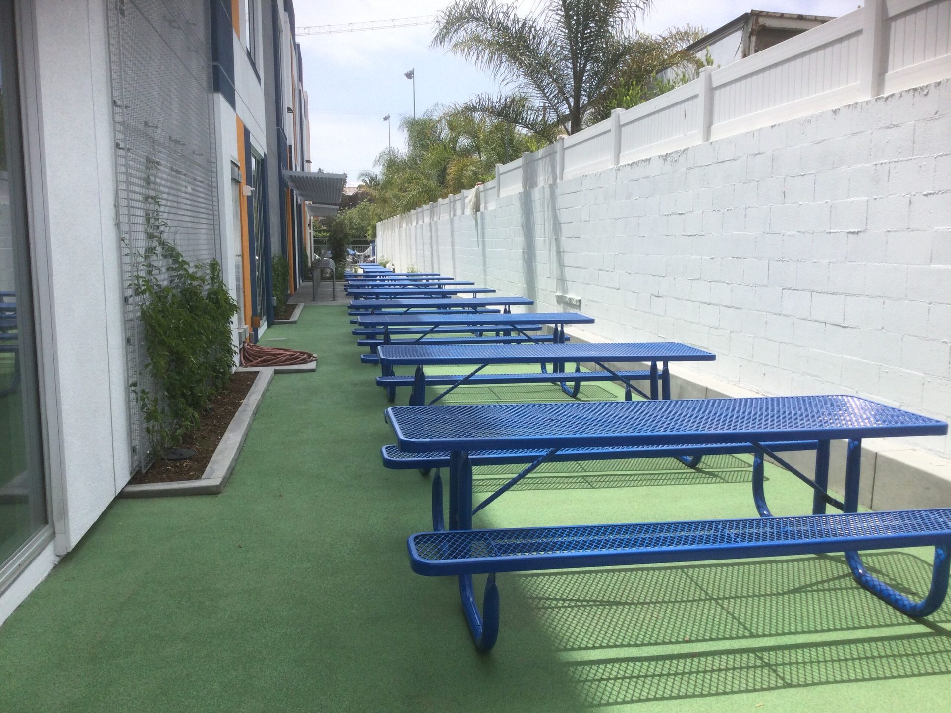 Everest Value Charter School Metal Table — San Clemente, CA — Consolidated Contracting