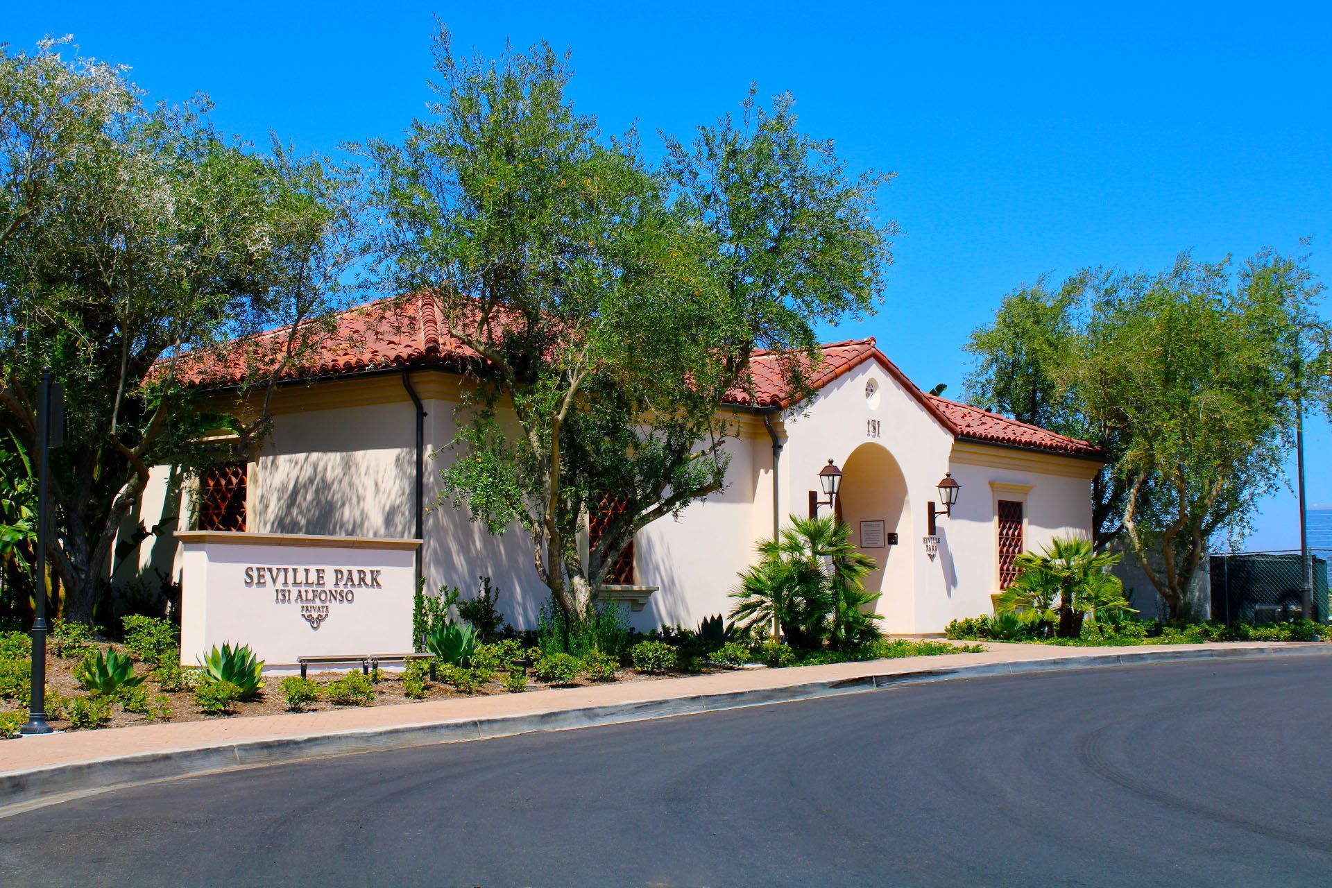 Terrace View Park Pool and Bench — San Clemente, CA — Consolidated Contracting