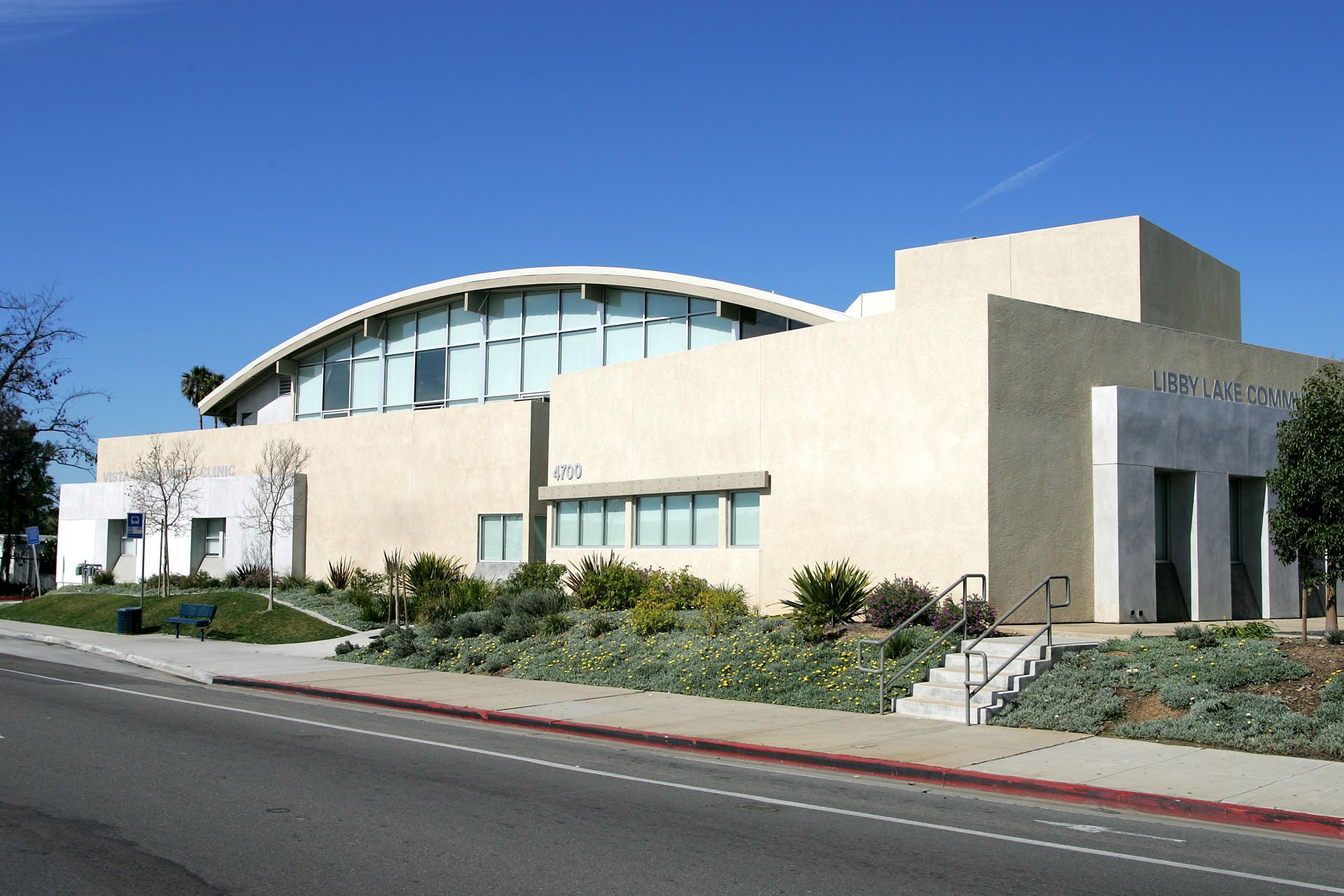 Vista Community Clinic Outside View — San Clemente, CA — Consolidated Contracting