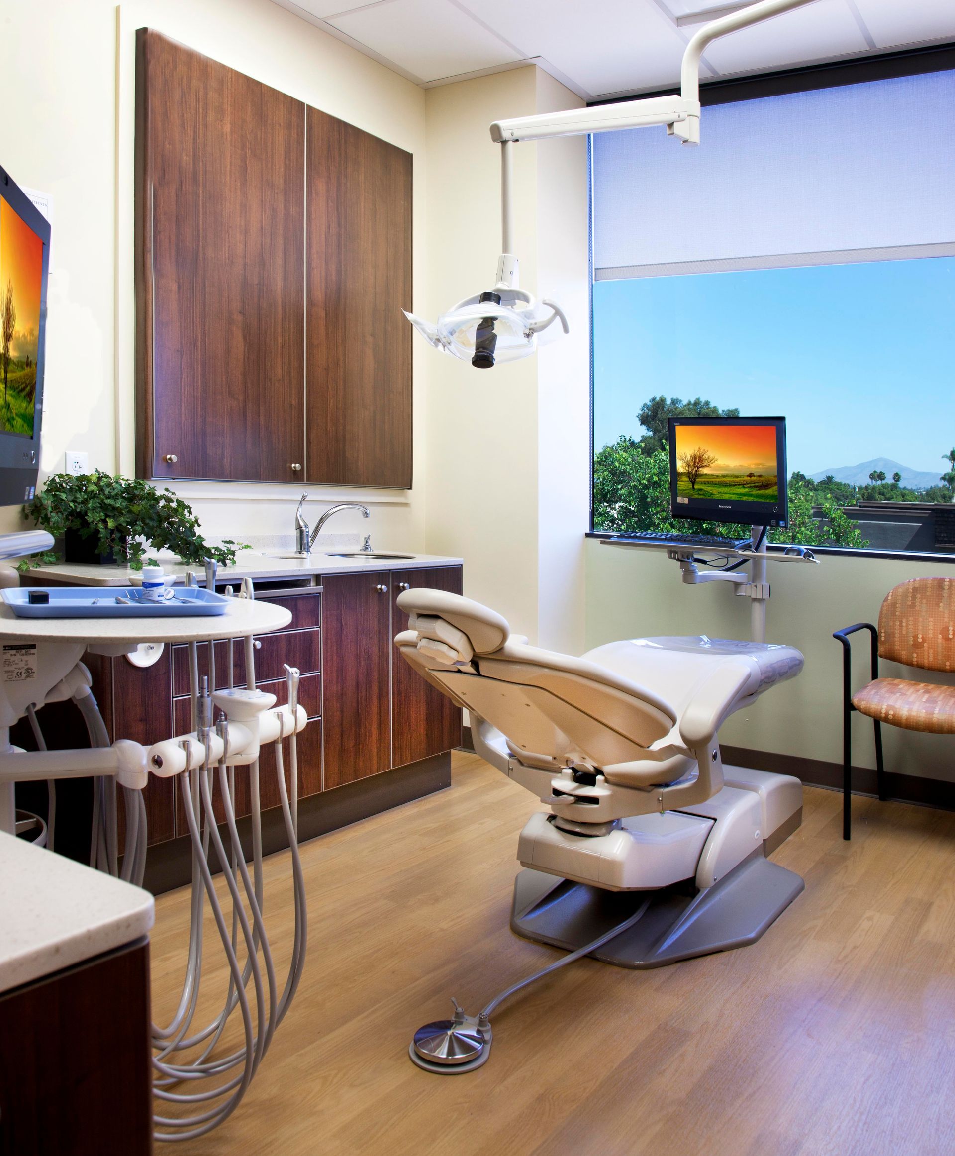 San Ysidro Health Chula Vista Clinic Waiting Area — San Clemente, CA — Consolidated Contracting