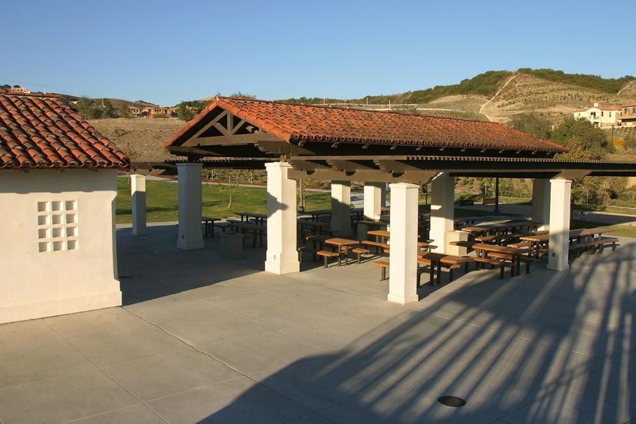 Tierra Grande Park Tables — San Clemente, CA — Consolidated Contracting