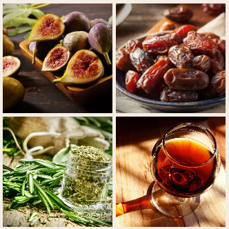 Een pot jam met een wit deksel en etiket, waarop een huis staat afgebeeld, rust op een beige stoffen ondergrond.