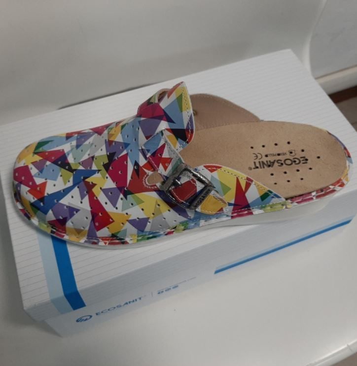 Ciabatta ECOSANIT geometrico multicolor apiro forato