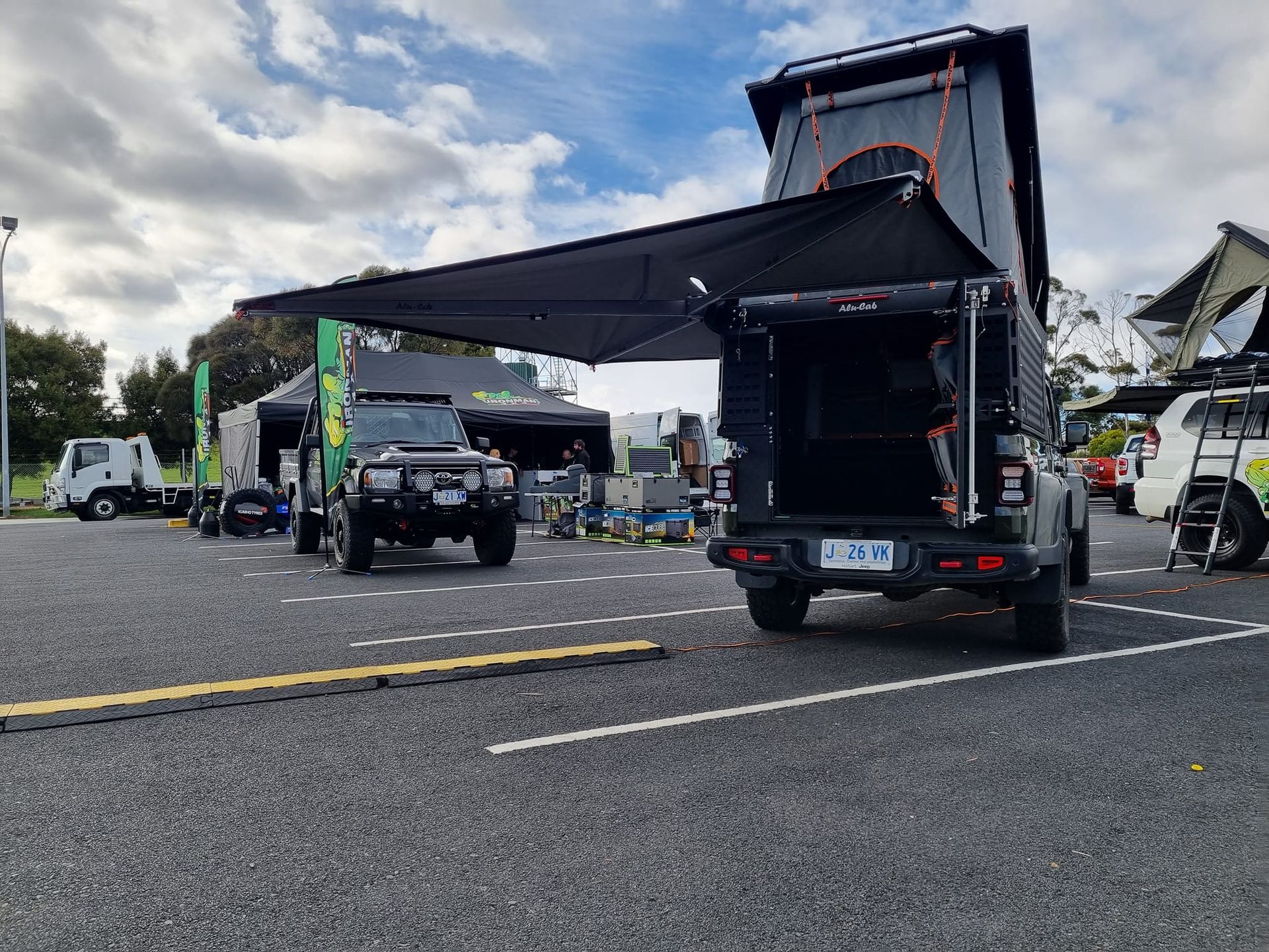 4WD with Awning | Huntingfield, TAS | Kingston 4WD & Tyres