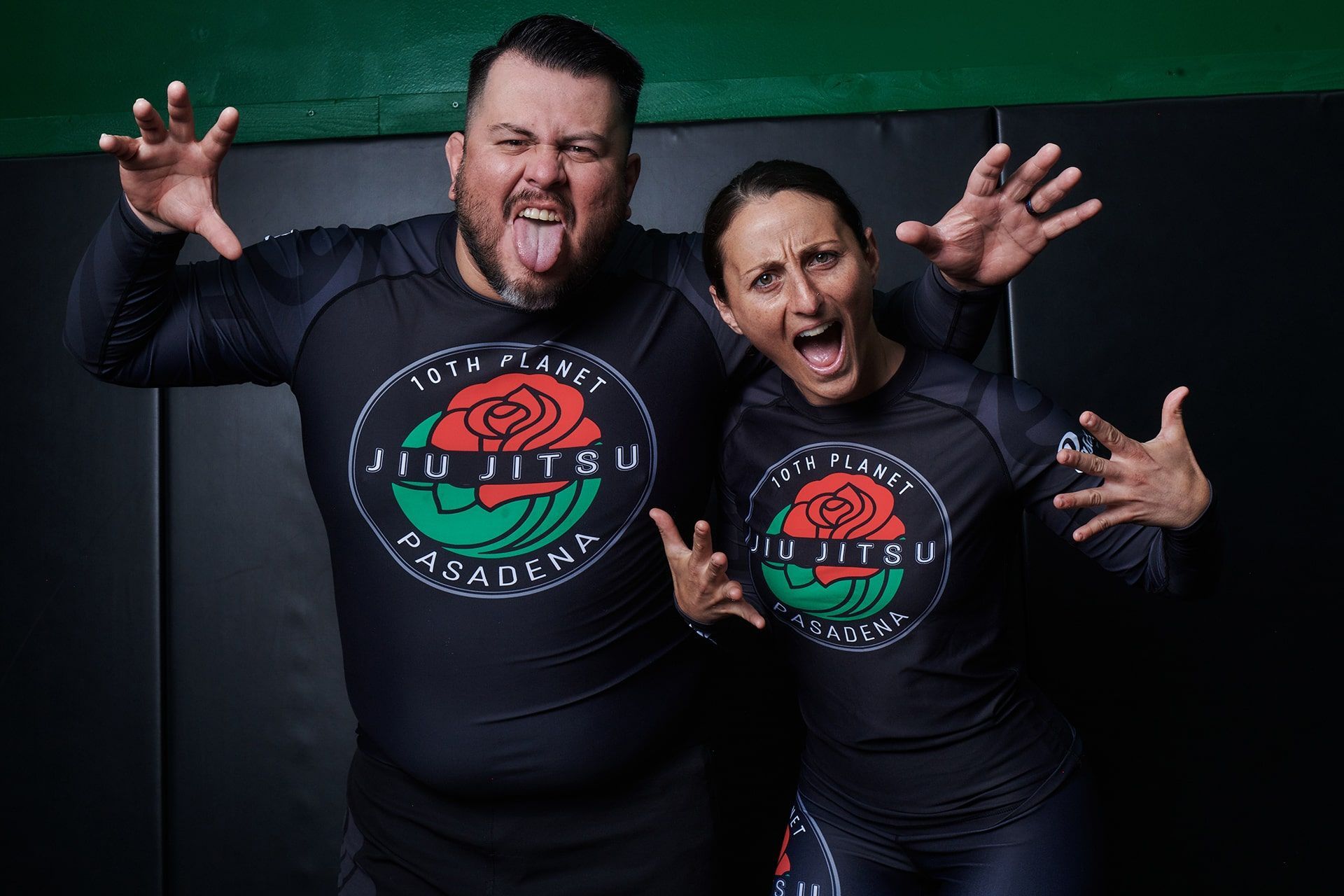 10th Planet Pasadena rashguard