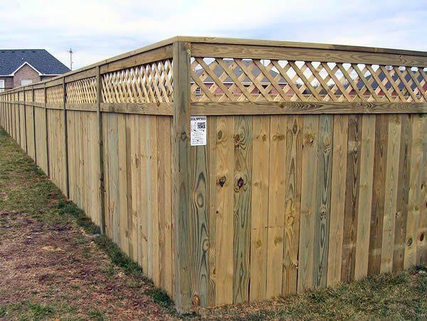Lattice Top Privacy Fence 27
