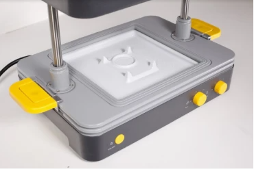 Mayku formbox thermoforming process