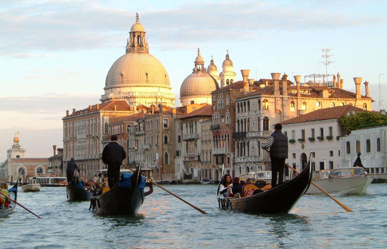 transfers to and from Venice