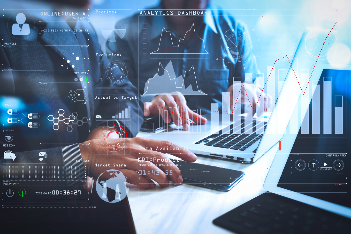 Dos personas trabajando en un escritorio con computadoras portátiles, visualizaciones de datos superpuestas en la imagen.