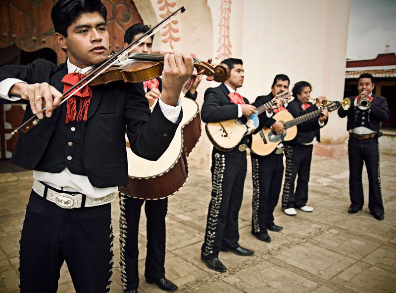 Mariachi Aay, Aay, Aay ! Mexicanísimo Mezcal Show -Las canciones de mariachi más populares