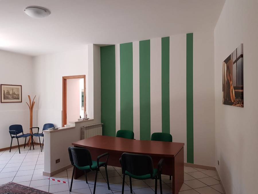 scuola di musica,canto e lingue