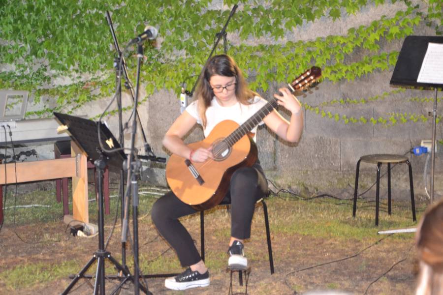 esibizione di chitarra
