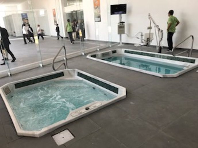 Suministro e Instalación de tanque Terapuetico por Grupo Requena en el CREE de Silao., Guanajuato