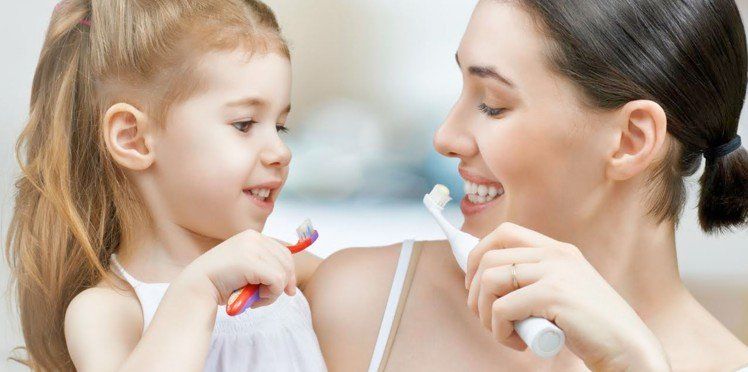 8 Ways To Keep Your Teeth Healthy