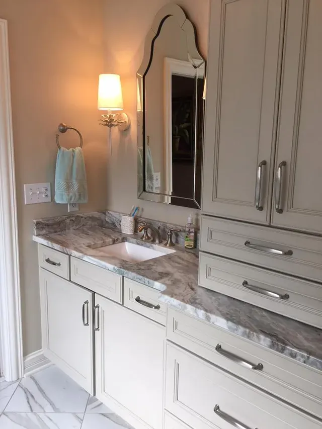 Countertop Shower Room — Louisville, KY — ELeet Stone Countertops