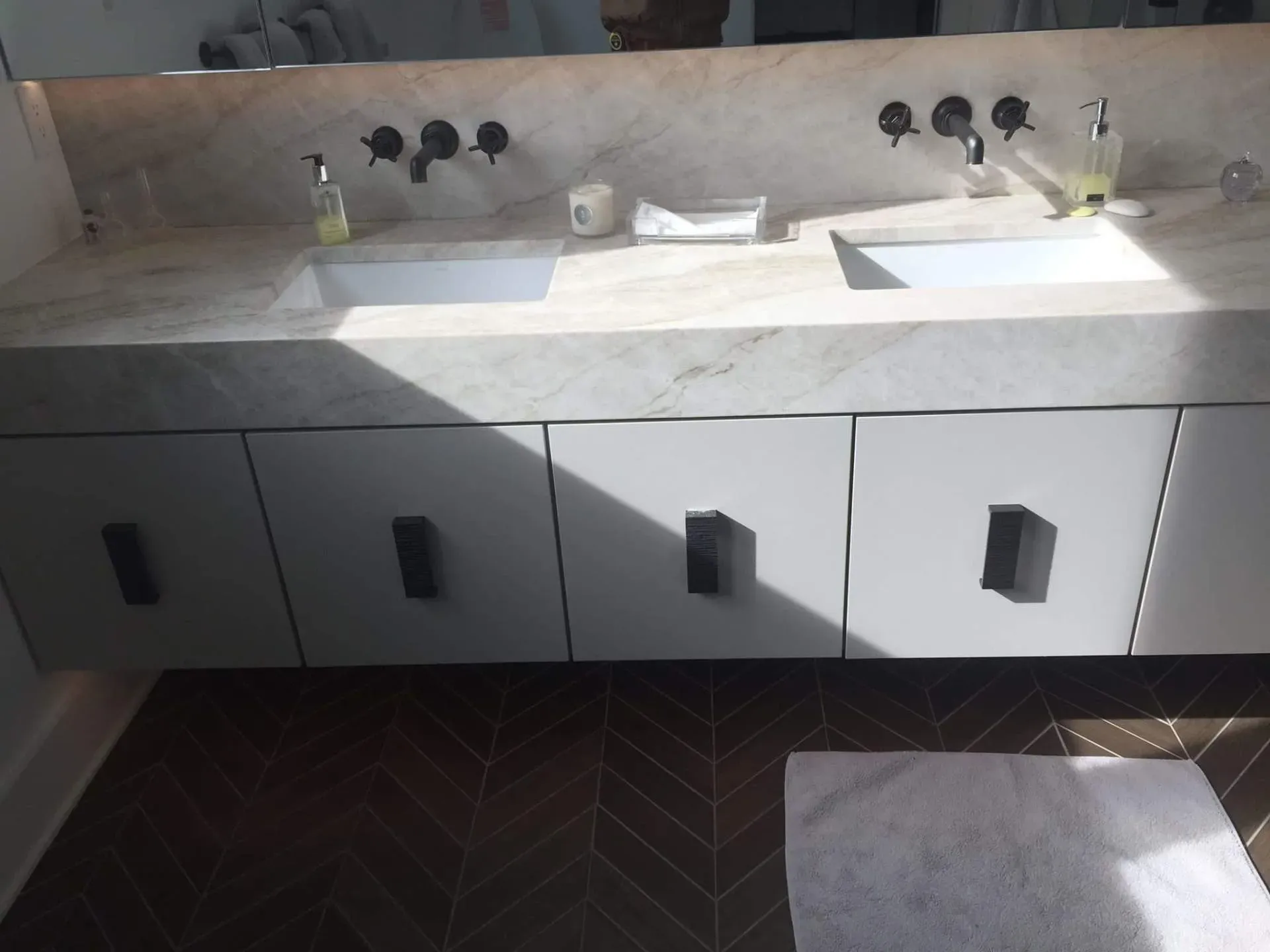 Two Sinks — Louisville, KY — ELeet Stone Countertops