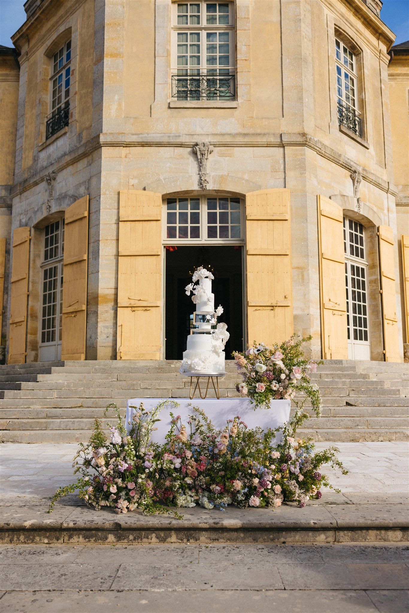 Wedding chateau de Villette, Wedding in Paris, Wedding in France