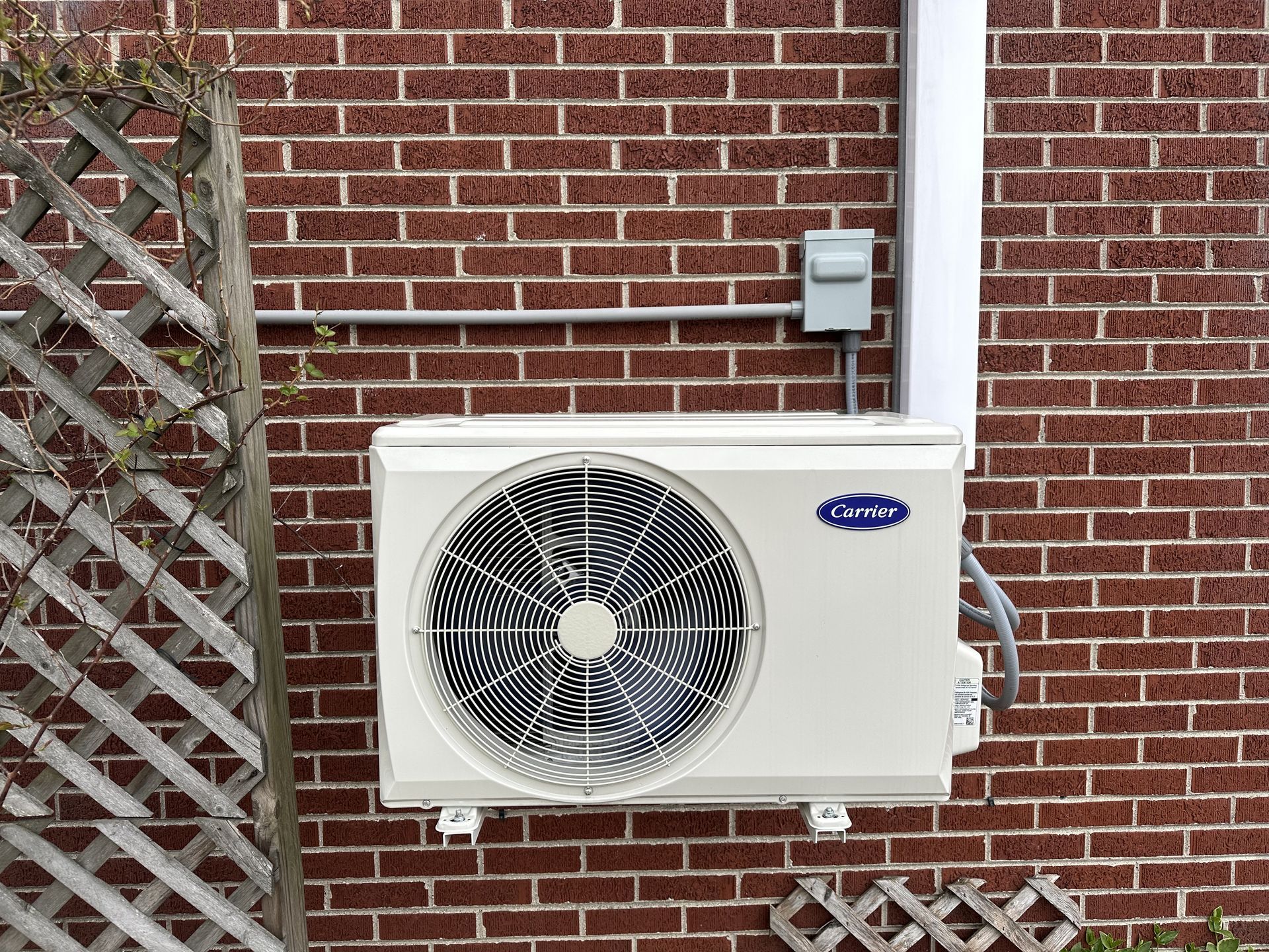 Closed Up Picture Of Aircon | Jasper, IN | Hulsman Refrigeration