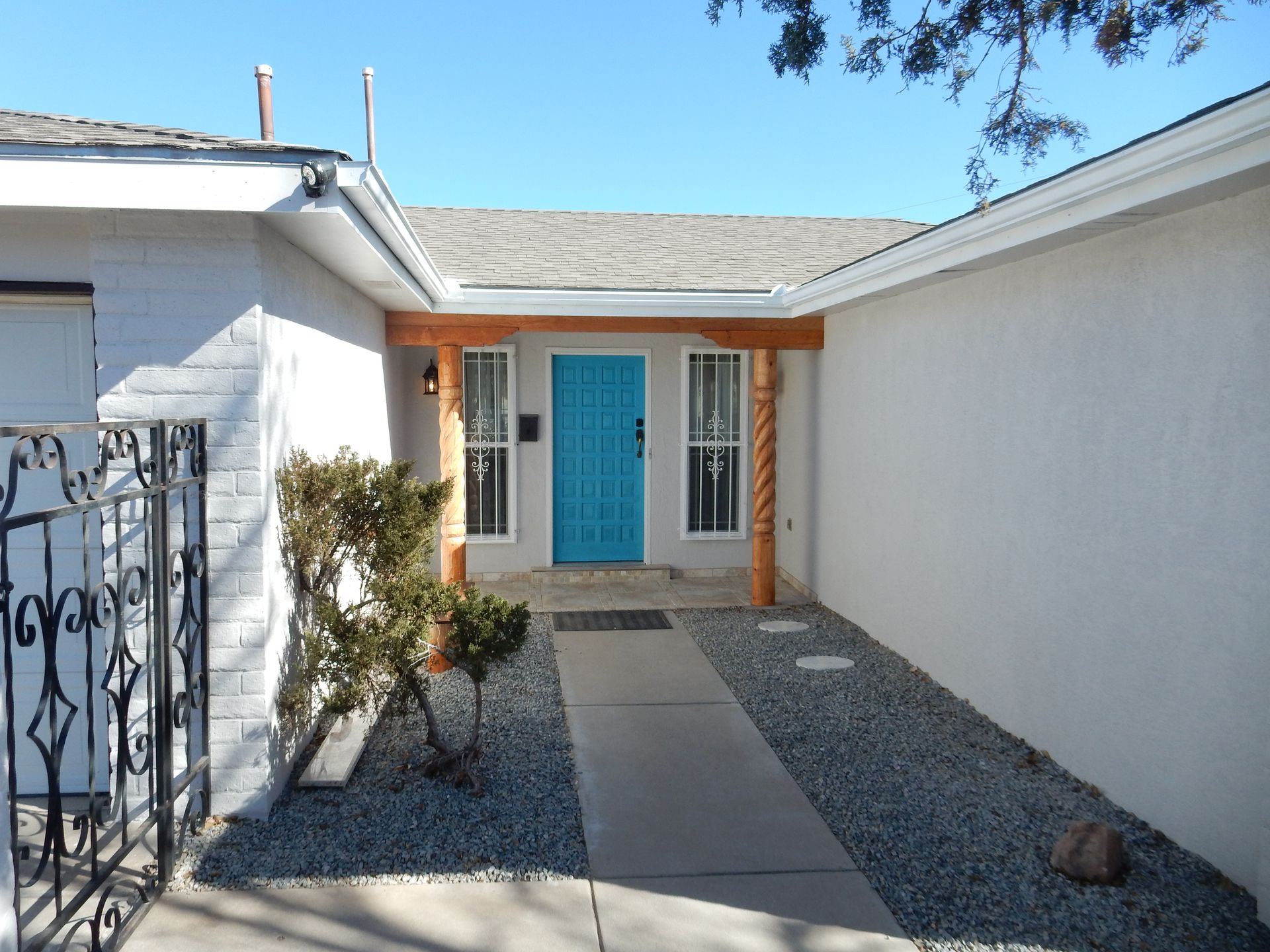 2108 Espanola Street in Albuquerque, NM - Call Advantage Pointe Properties
