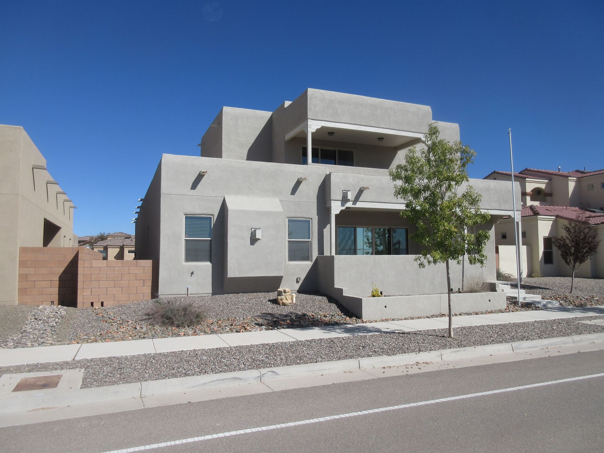 2215 Stieglitz Ave in Albuquerque, NM - Call Advantage Pointe Properties