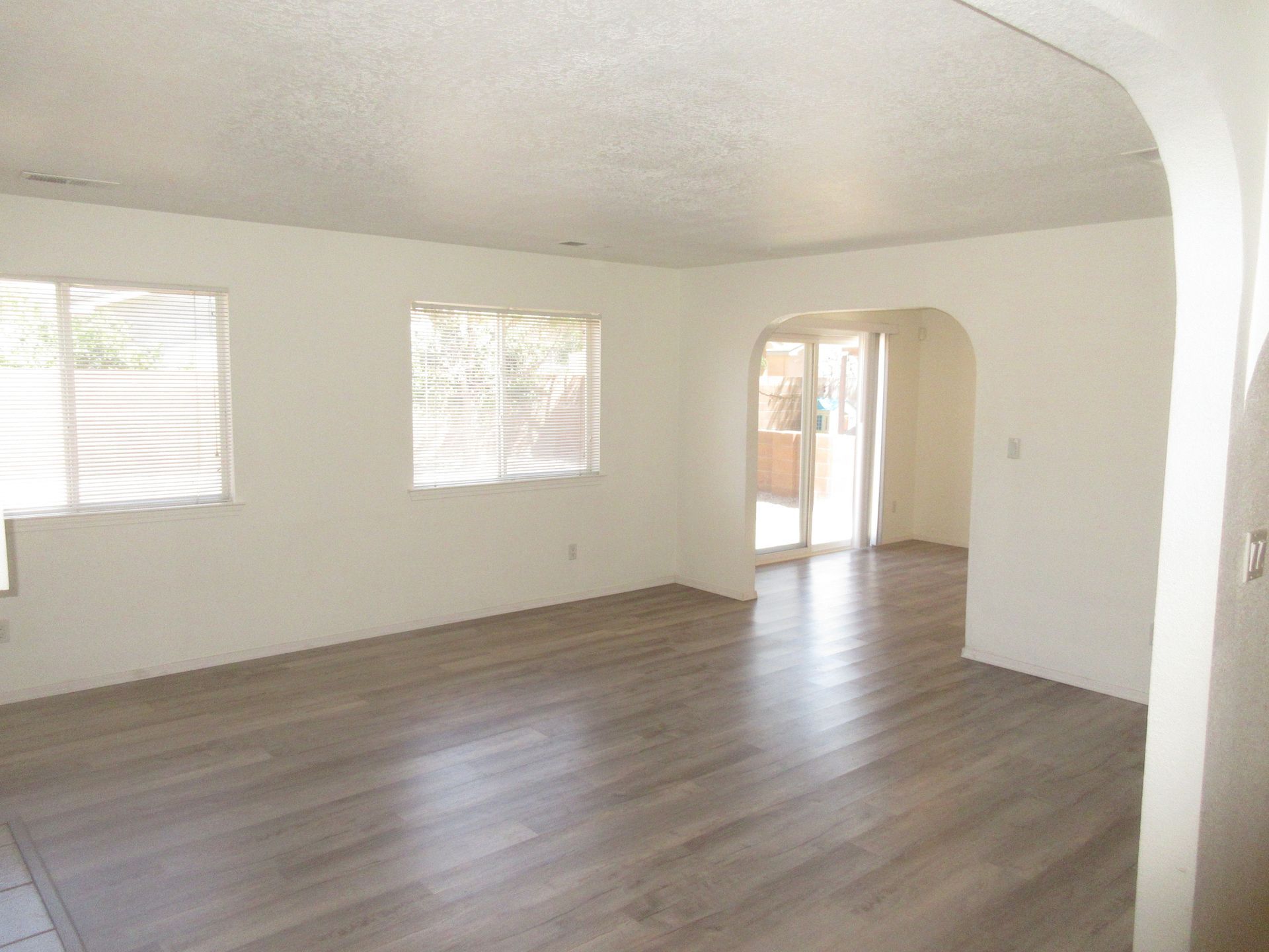 6615 Charwood Road in Albuquerque, NM - Call Advantage Pointe Properties