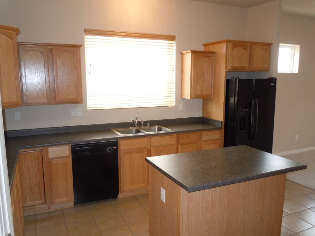 2127 N Ensenada Circle in Albuquerque, NM - Call Advantage Pointe Properties