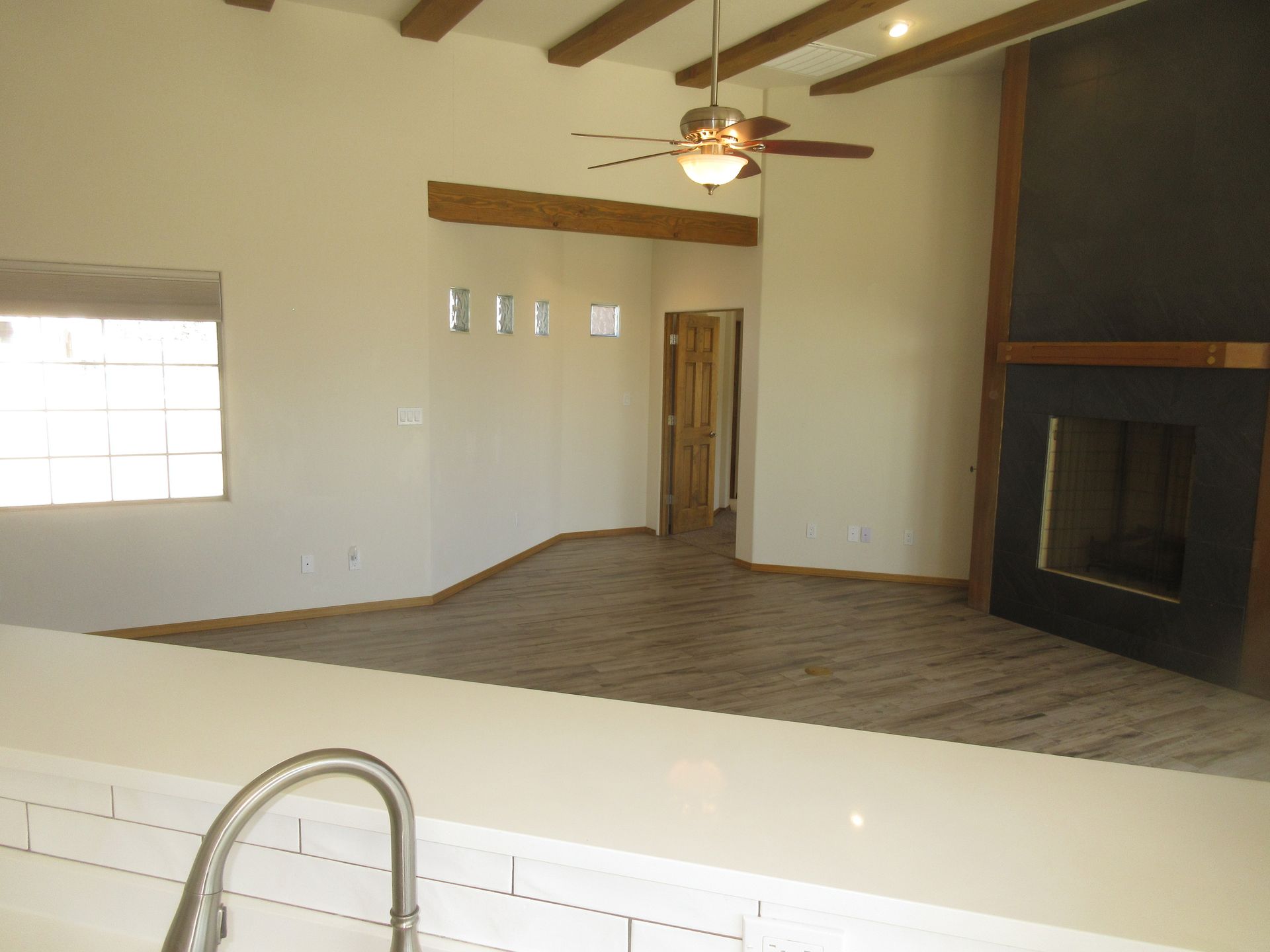 Inside view of the great room of a rental property in Placitas, NM with Advantage Pointe Properties that is 3BDR/2BA/3CG