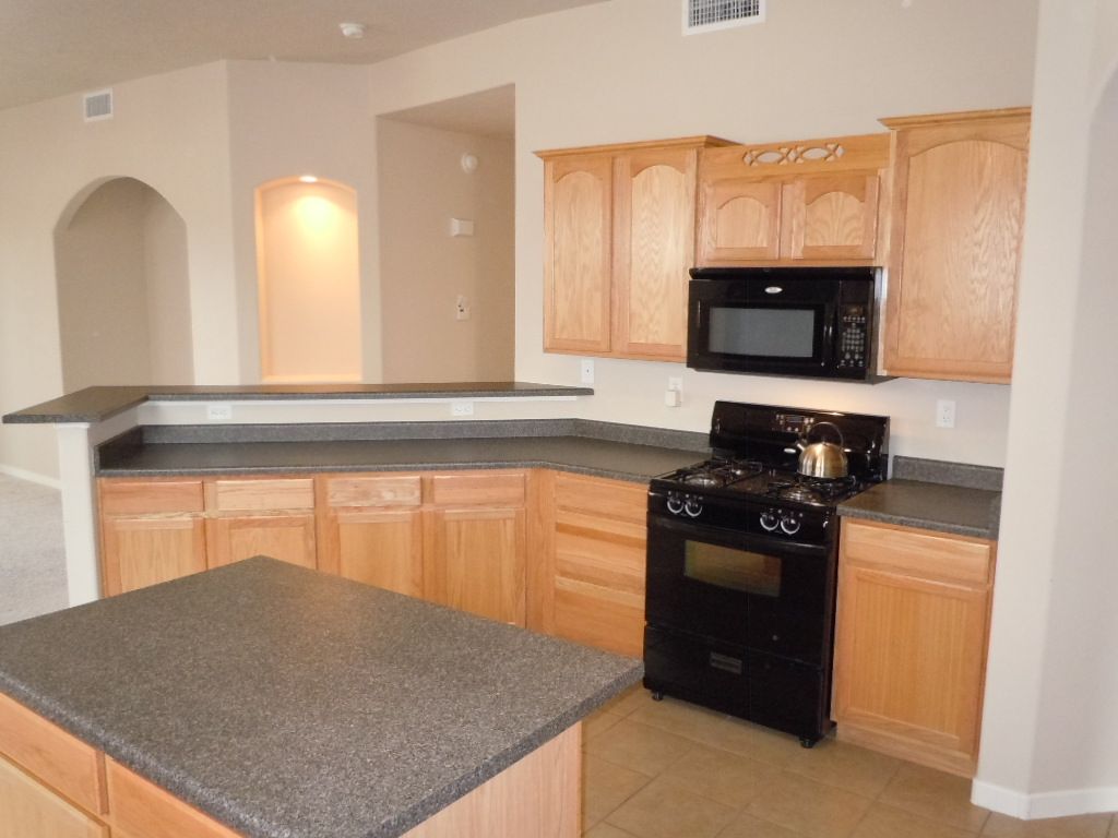 2127 N Ensenada Circle in Albuquerque, NM - Call Advantage Pointe Properties