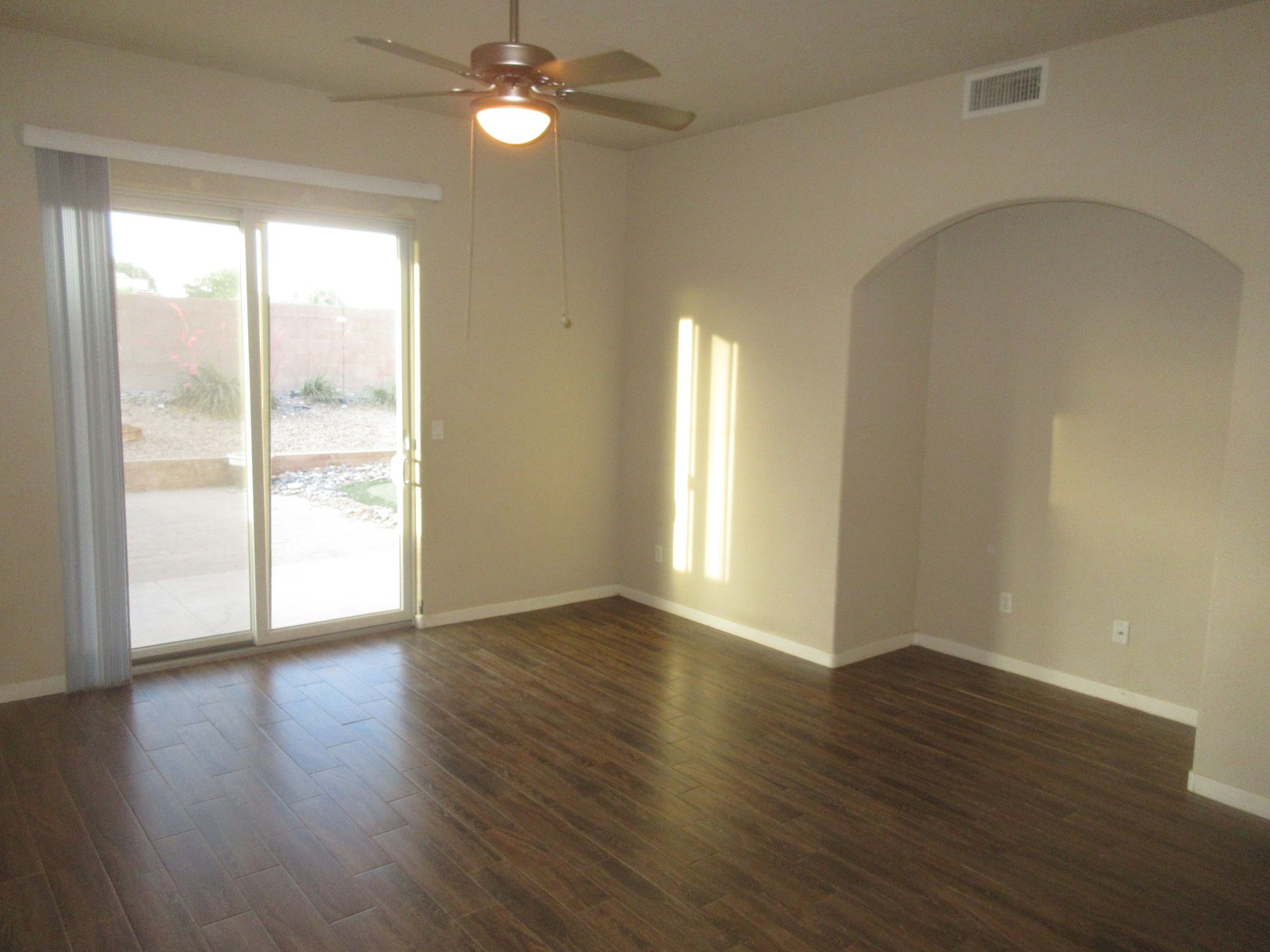 2127 N Ensenada Circle in Albuquerque, NM - Call Advantage Pointe Properties