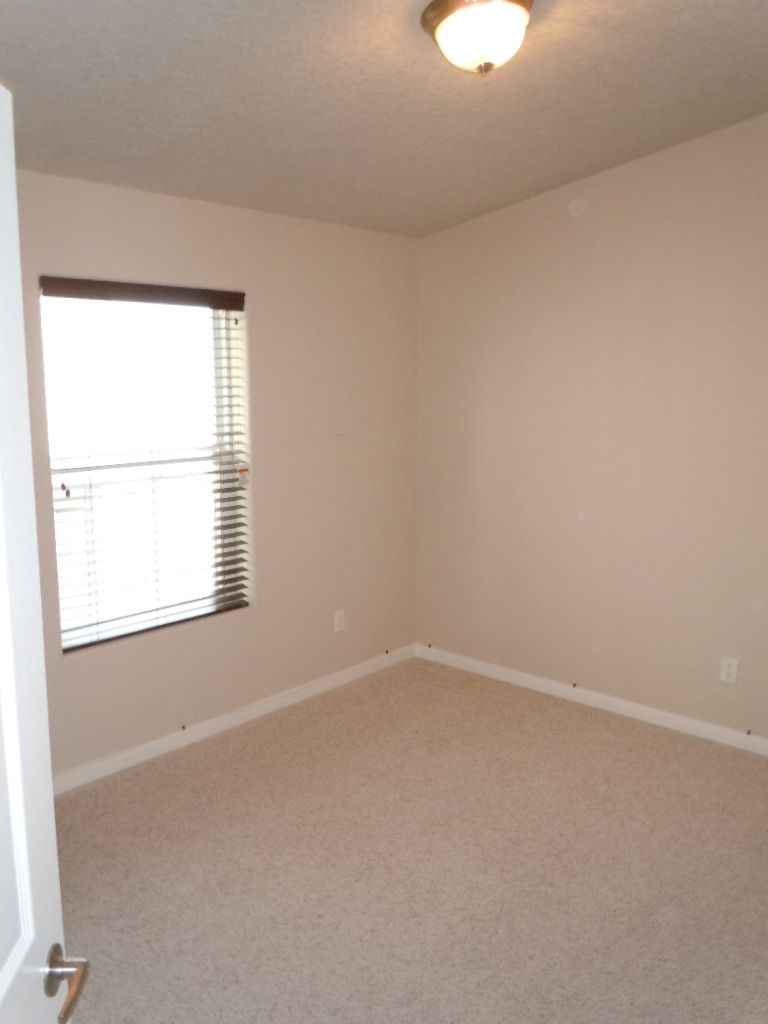 2127 N Ensenada Circle in Albuquerque, NM - Call Advantage Pointe Properties