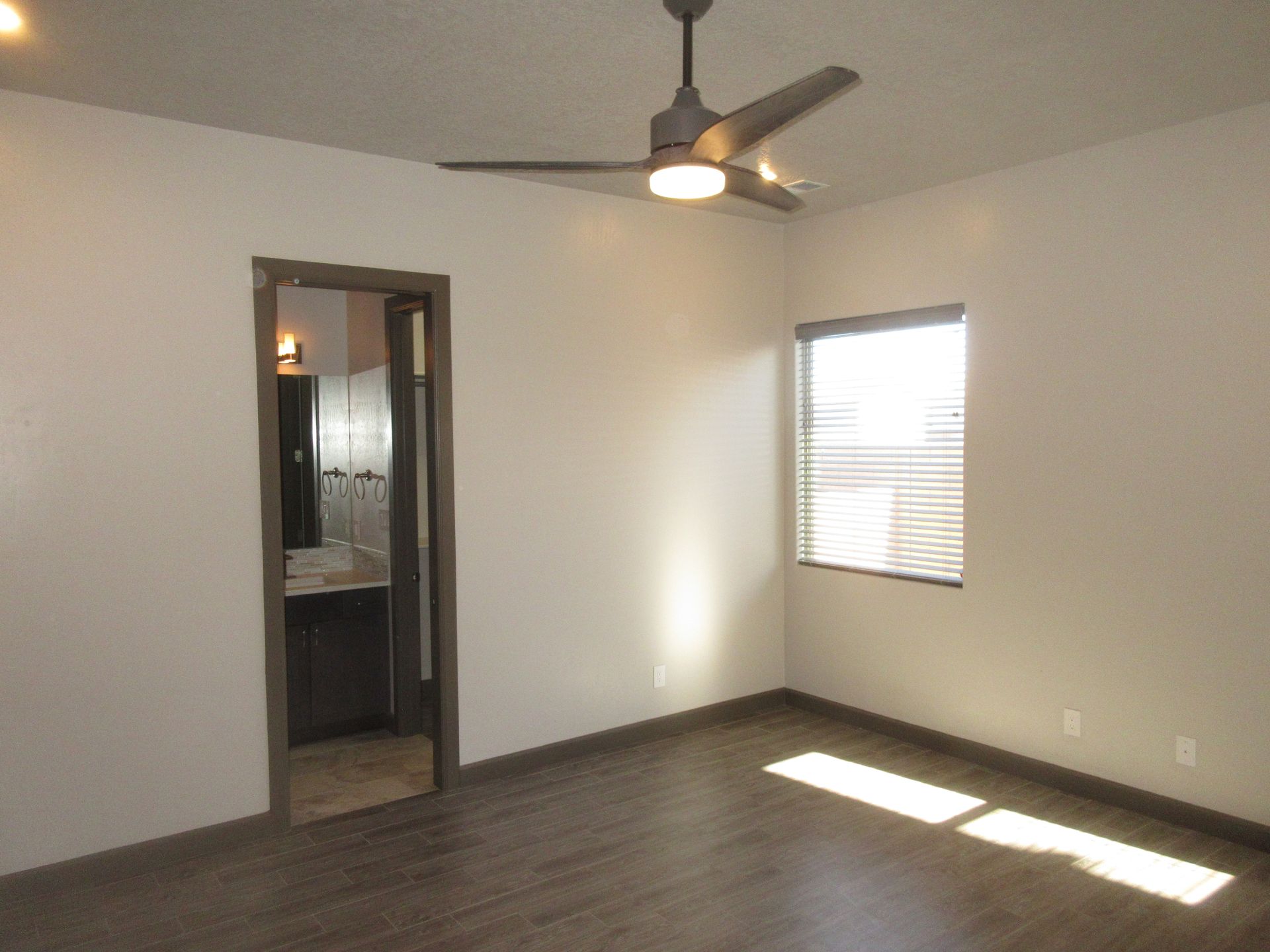2215 Stieglitz Ave in Albuquerque, NM - Call Advantage Pointe Properties
