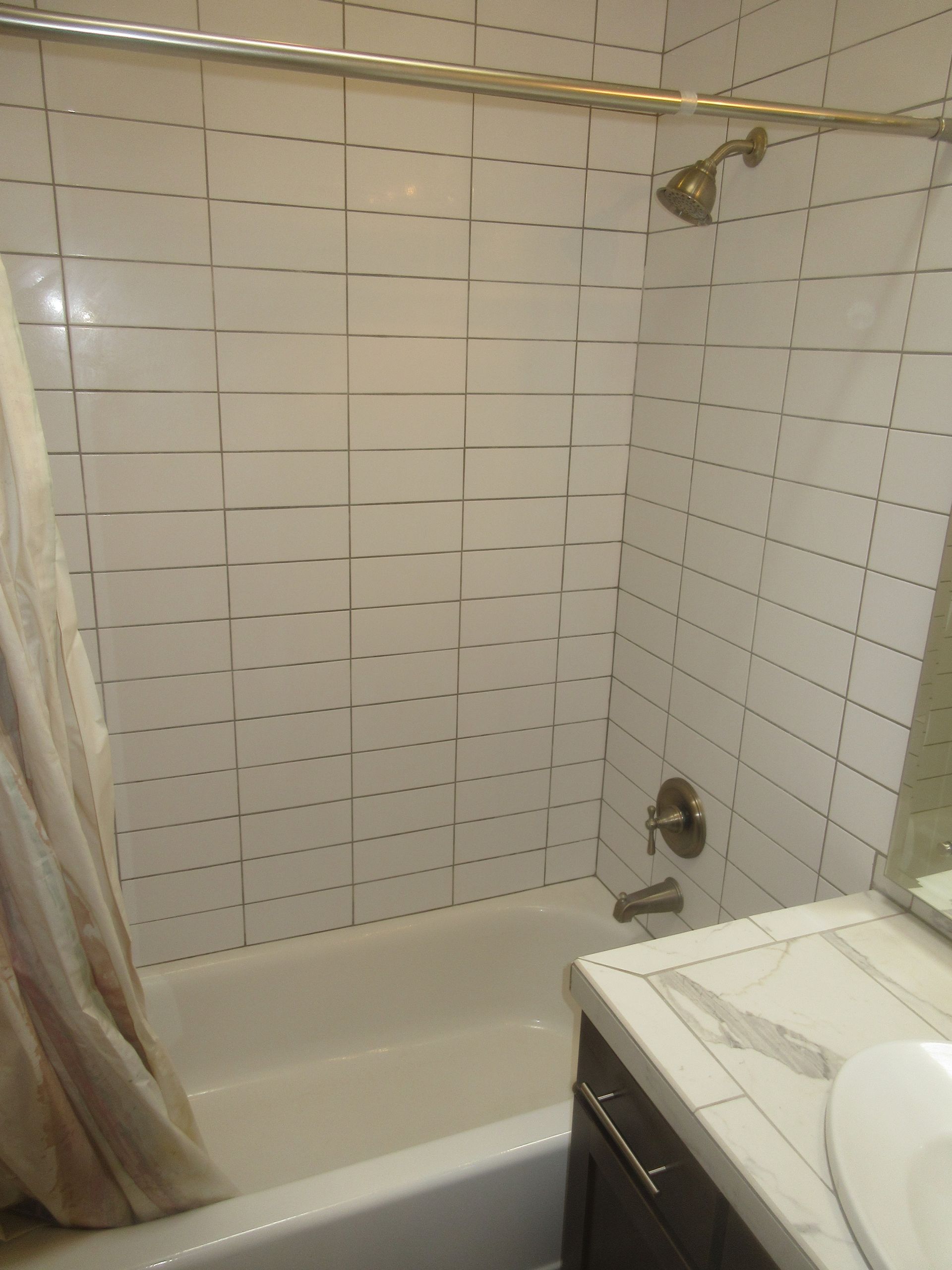Inside view of the guest bathroom of a rental property in Placitas, NM with Advantage Pointe Properties that is 3BDR/2BA/3CG
