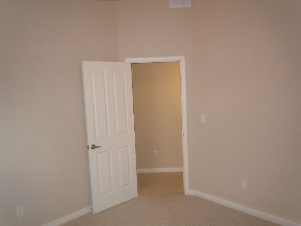 2127 N Ensenada Circle in Albuquerque, NM - Call Advantage Pointe Properties