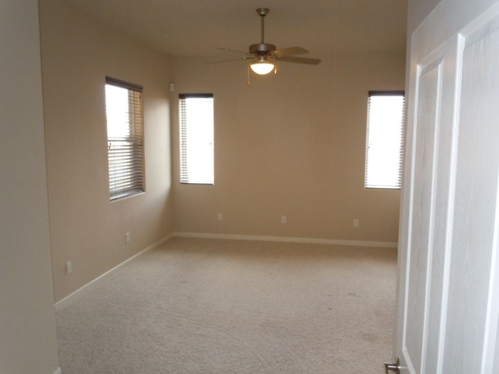 2127 N Ensenada Circle in Albuquerque, NM - Call Advantage Pointe Properties