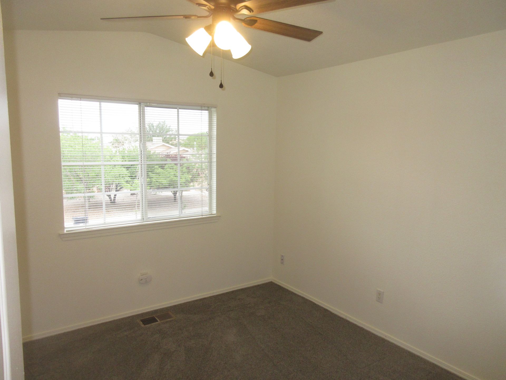 6615 Charwood Road in Albuquerque, NM - Call Advantage Pointe Properties