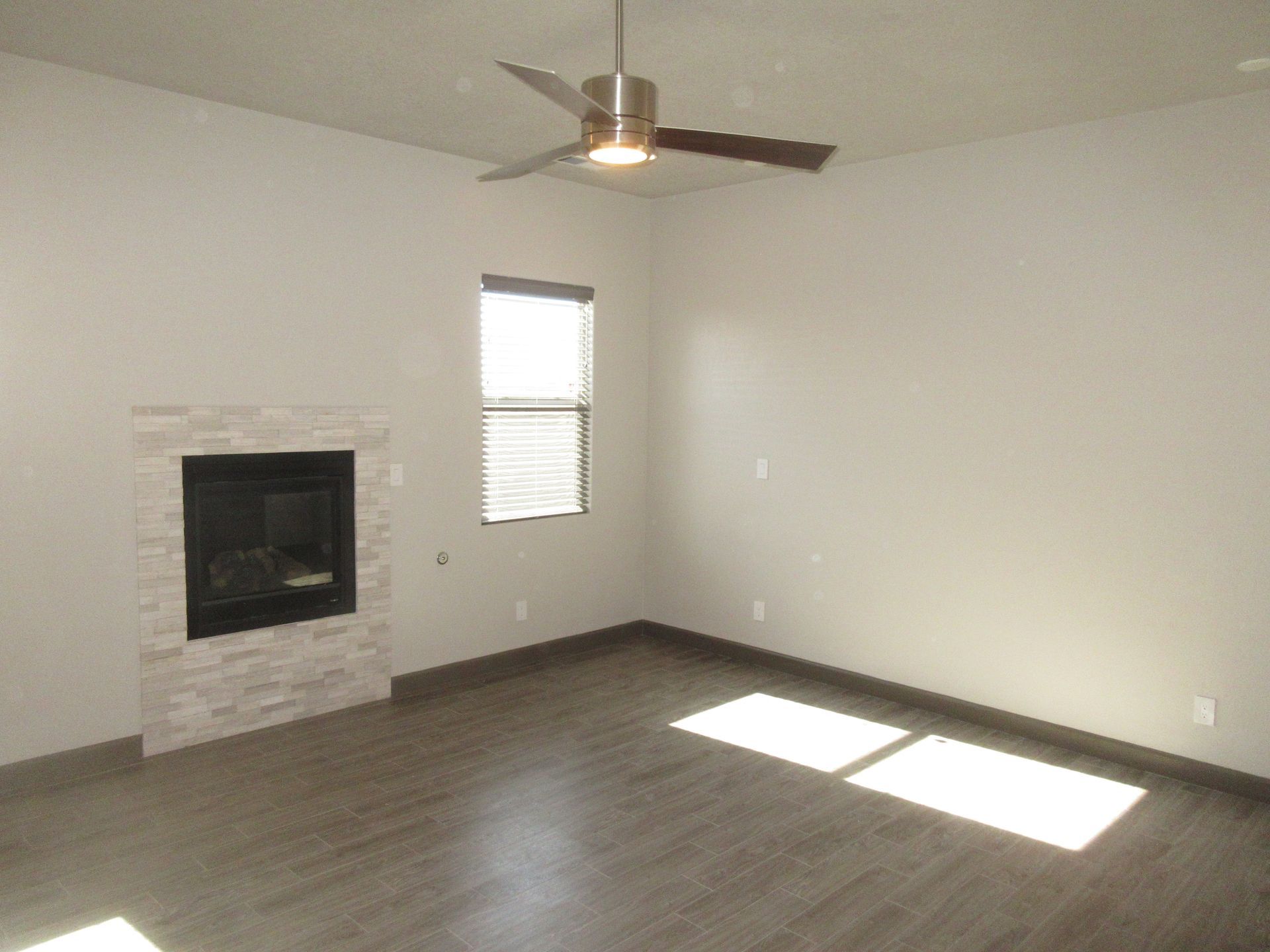 2215 Stieglitz Ave in Albuquerque, NM - Call Advantage Pointe Properties