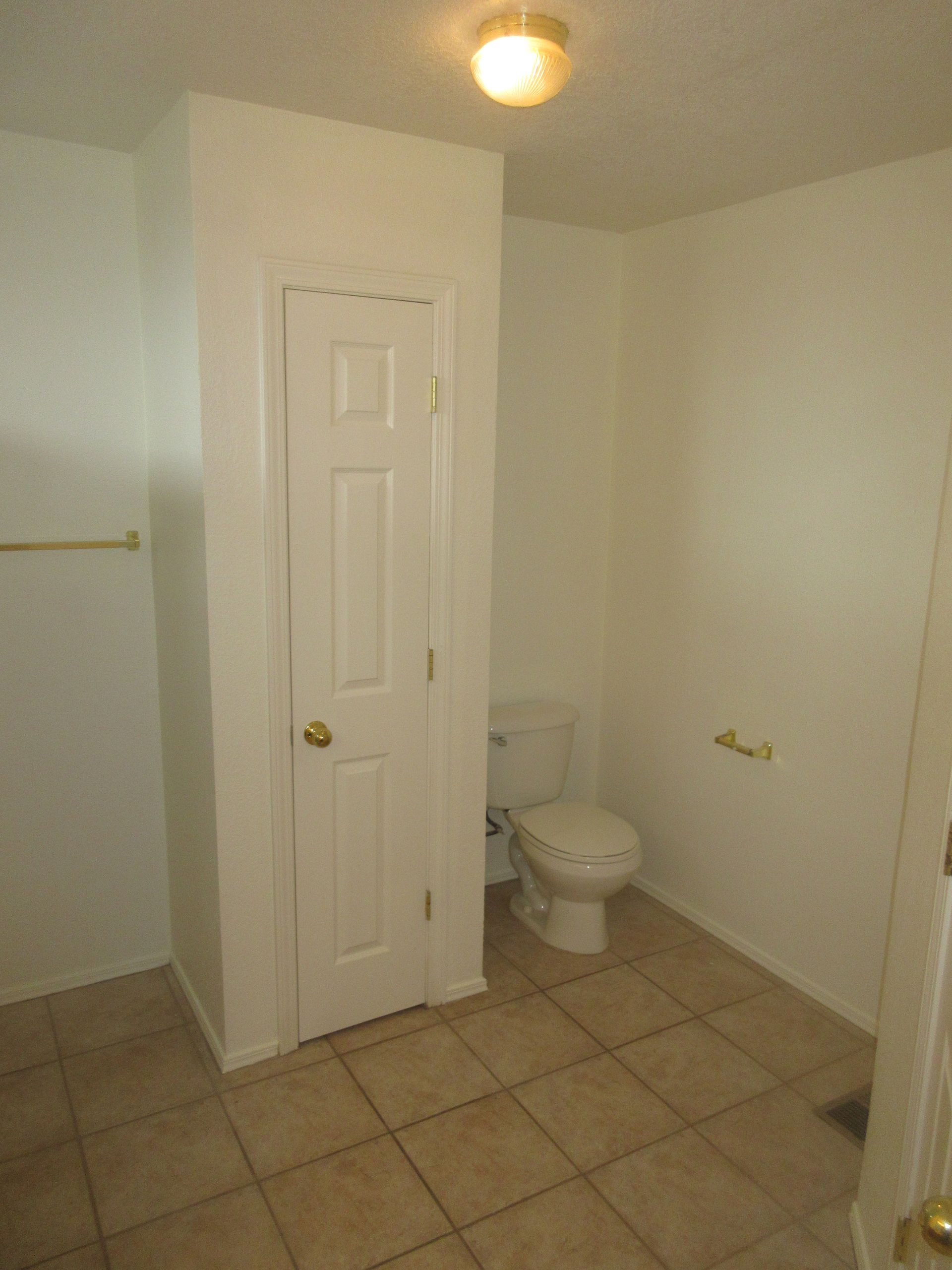 6615 Charwood Road in Albuquerque, NM - Call Advantage Pointe Properties