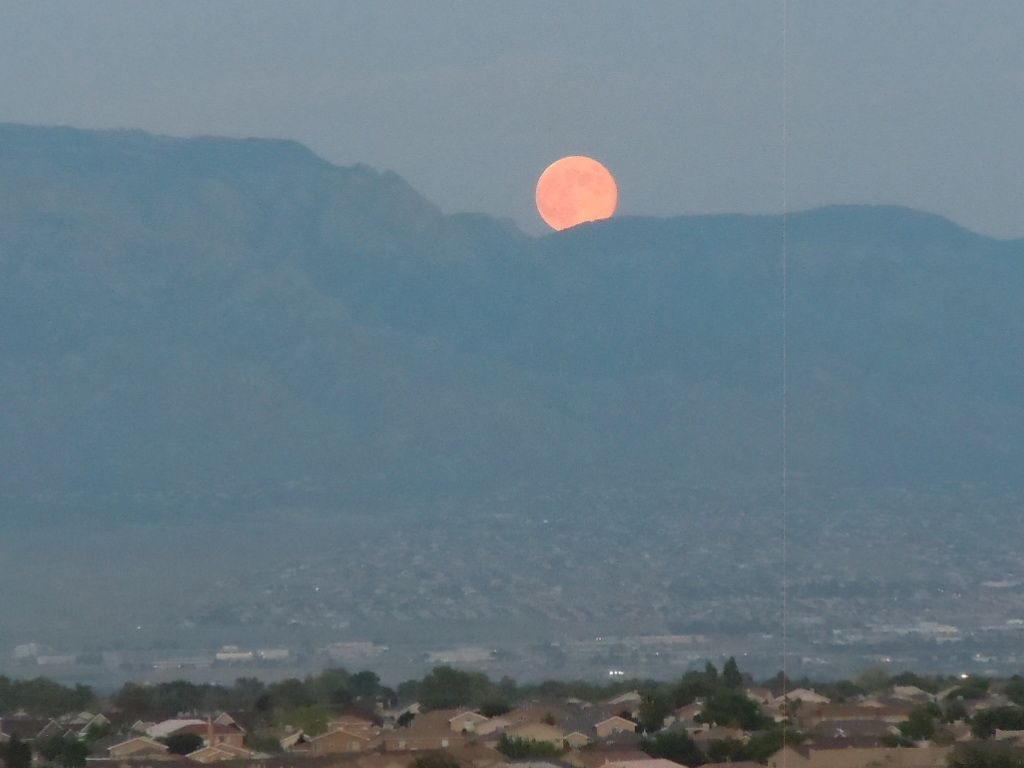 5227 Apollo Drive in Albuquerque, NM - Call Advantage Pointe Properties