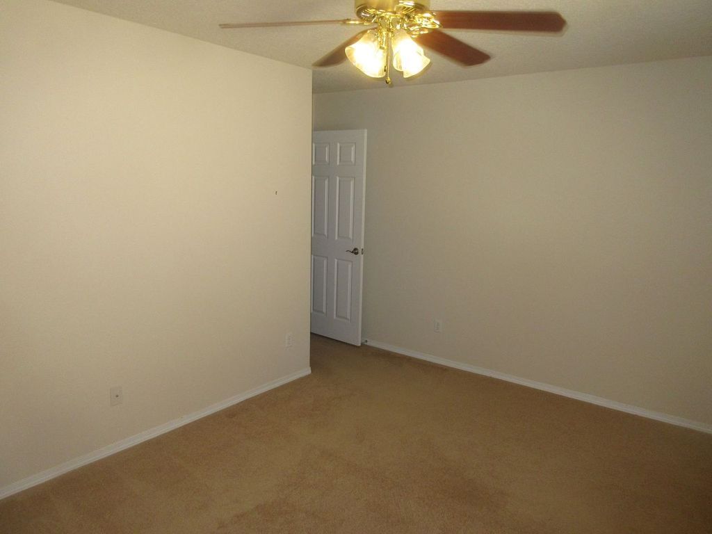 9640 Pago Place in Albuquerque, NM - Call Advantage Pointe Properties