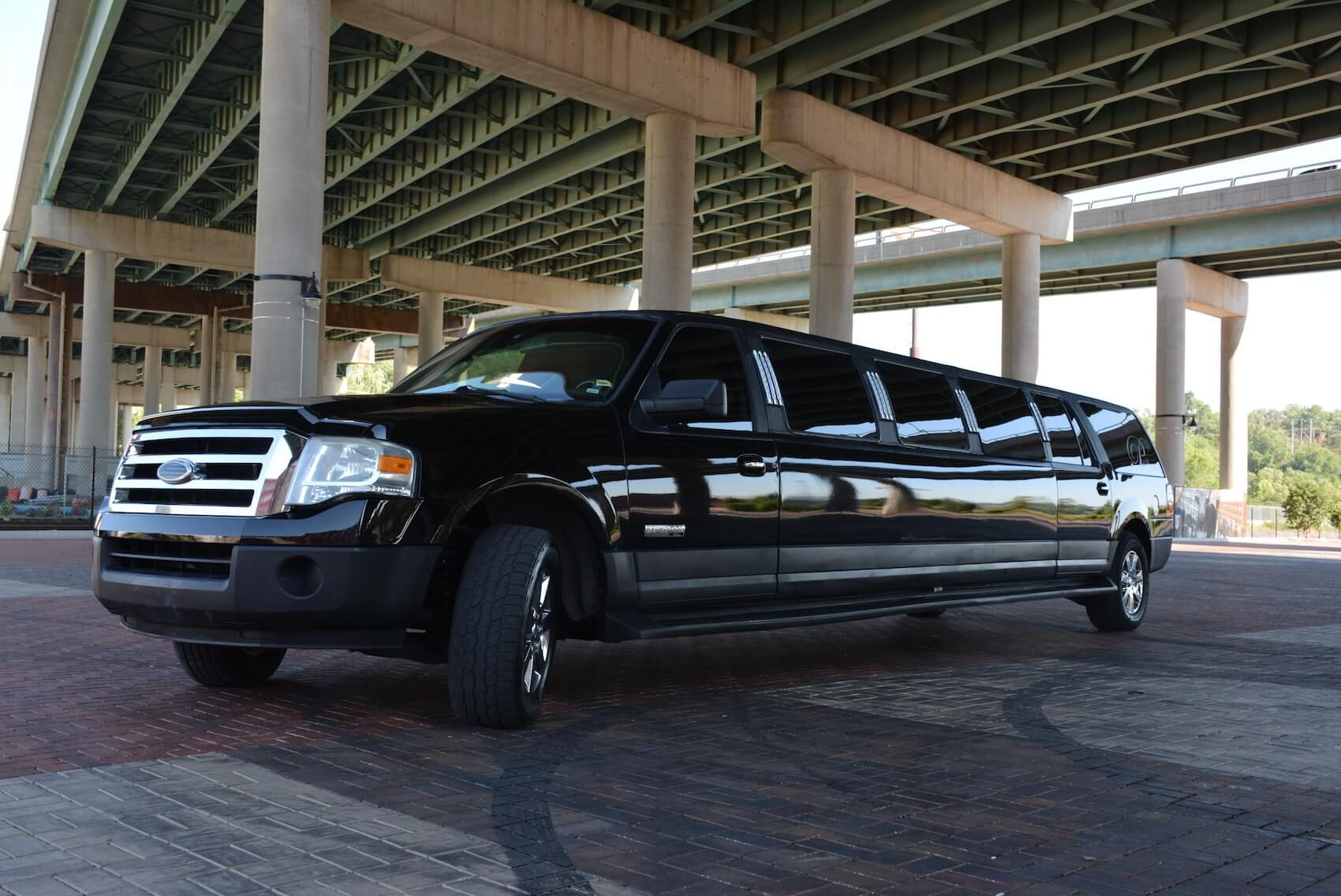 Ford Expedition stretch limousine rental KC